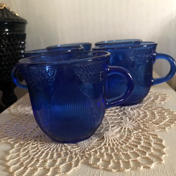 Vintage Colbalt Blue Glass Mugs - Picture 4 of 7